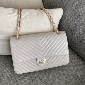 Boutique shoulder purse